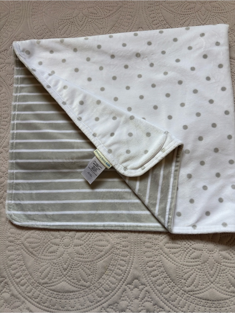 Pottery barn kids Reversible Baby Blanket - Gray Polka Dot & Striped